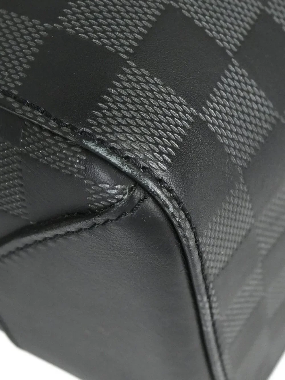 Louis Vuitton Damier